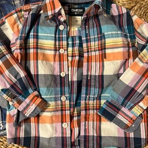 2T OshKosh Button Down Shirts
